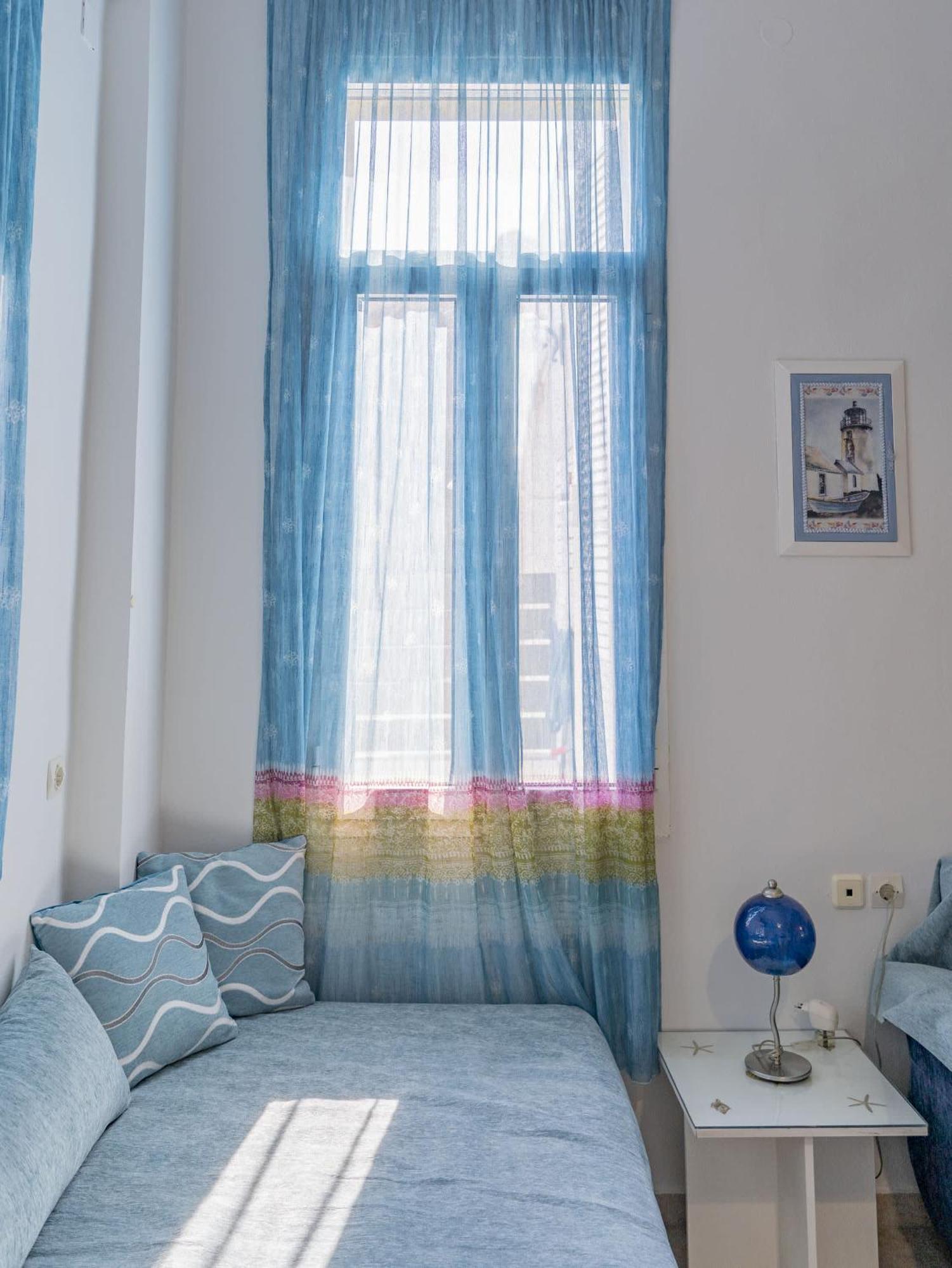 Shades Of Blue Villa Kaloi Limenes Eksteriør billede